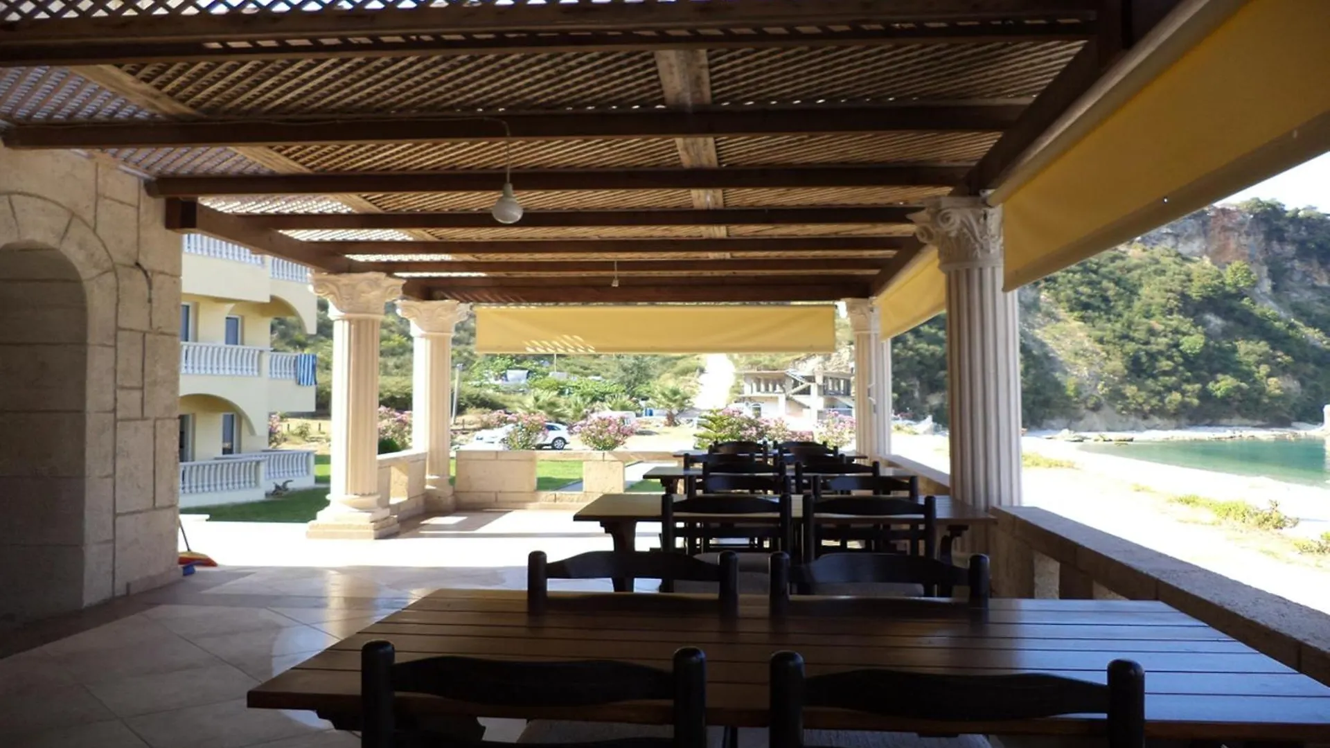 Castle Hotel Himare