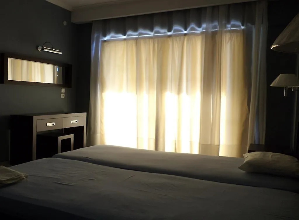 Castle Hotel Himare 3*,
